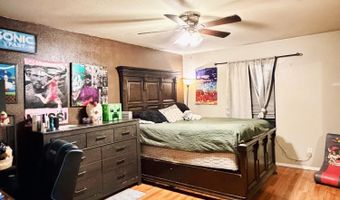 2318 Algerita St, Carlsbad, NM 88220