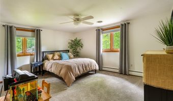 20 Dan Troy Dr, Amherst, NY 14221