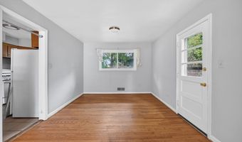 3303 17TH St N, Arlington, VA 22201