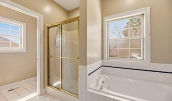 1731 Hollister Dr, Alcoa, TN 37701