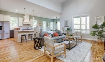 290 Hodgson Dr, Athens, GA 30606