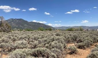 On Sol Grande, Arroyo Seco, NM 87514