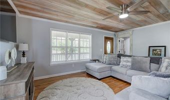 122 Shake Rag Cir NW, Adairsville, GA 30103
