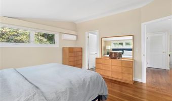 10 Guzeika Rd, North Kingstown, RI 02852