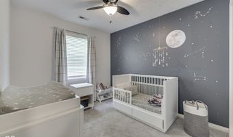 841 Country Ln, Indianapolis, IN 46217