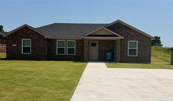 686 W 6th St, Atoka, OK 74525