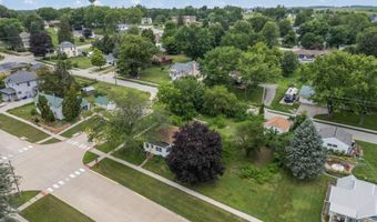 311 4Th St E, Riverside, IA 52327