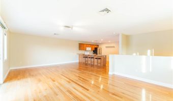 683 Metacom Ave 79, Bristol, RI 02809