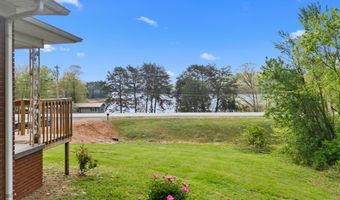 1878 Broadway Dr, Bean Station, TN 37708