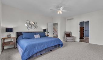 5049 Birdie Ln, Ann Arbor, MI 48103