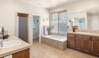 40487 Rock Mountain Dr, Fallbrook, CA 92028