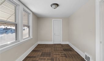 1899 16th St SW, Akron, OH 44314