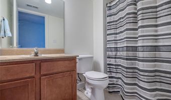 2203 NW Lakeside Ct, Ankeny, IA 50023