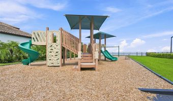 6111 LAGOMAR Ln, Apollo Beach, FL 33572