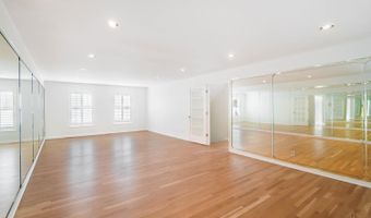 2558 Apple Ridge Ln, Amberley, OH 45236