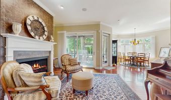 870 Legacy Rdg, Algonquin, IL 60102