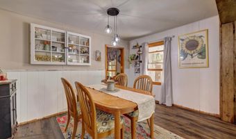 628 E Sand Hollar Rd, Bloomfield, IN 47424