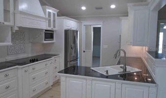 305 S CHASE Ct, Altamonte Springs, FL 32714