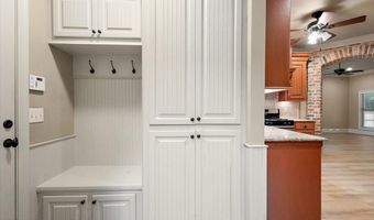 877 Willow Grande Cir, Brandon, MS 39047