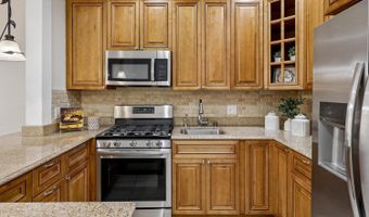 2106 FLEET St, Baltimore, MD 21231