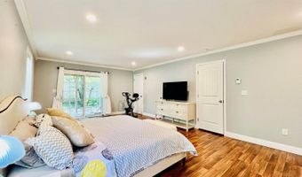 40 Ellis Ct, Bangor, ME 04401