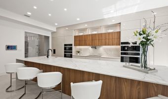 2321 N RICHMOND St, Arlington, VA 22207