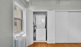 400 Deal Lake Dr 7J, Asbury Park, NJ 07712