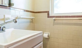 1402 W 12th St, Alma, GA 31510
