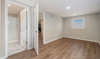 25176 W Linden Ln W, Antioch, IL 60002
