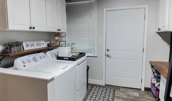 2100 Longview Dr, Arnold, MO 63010