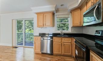 5 Morrill Ln C, North Providence, RI 02904