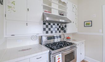 145 Saint Francis St, Biloxi, MS 39530
