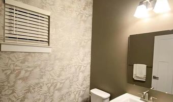 647 FALCON Ln, Aberdeen, MD 21001