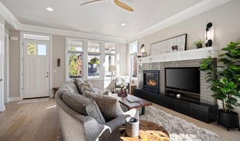 1217 SW Bryanwood Pl, Bend, OR 97702