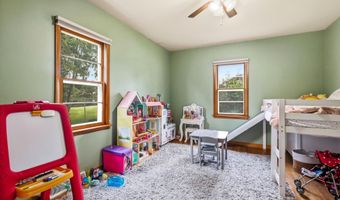 3045 Hales Mill Rd, Asbury, IA 52002