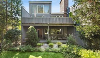 514 Montauk Hwy, Amagansett, NY 11930