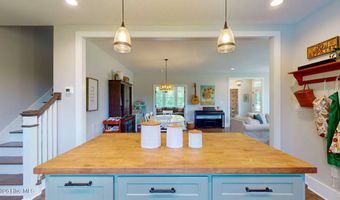 708 N Sunset St, Atkinson, NC 28421