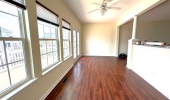 25795 CLAIRMONT MANOR Sq, Aldie, VA 20105