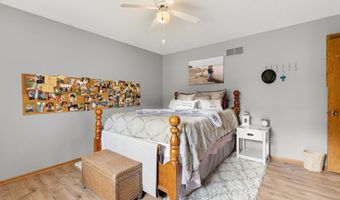 1807 9th St SW, Austin, MN 55912