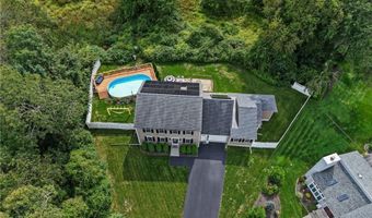 105 Amy Dr, Cranston, RI 02921