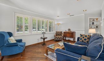 39 Green Hill Ln, Cheshire, CT 06410