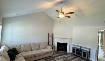 711 Burbrook Ln, Boiling Springs, SC 29316
