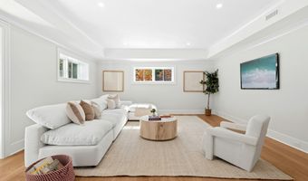 10 Stony Brook Rd, Darien, CT 06820