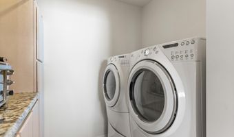2552 Navarra Dr A, Carlsbad, CA 92009
