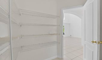 7711 Nottinghill Sky Dr, Apollo Beach, FL 33572