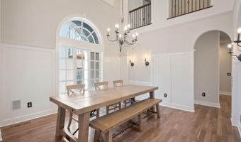 1100 Skyevale Dr NE, Ada, MI 49301