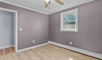 5 Lea Dr, Bristol, RI 02809