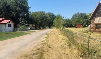 1016 El Reno Ave, Chickasha, OK 73018