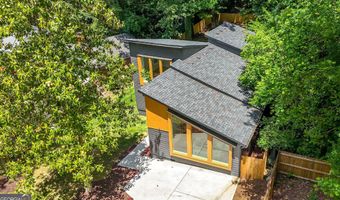 2155 Venetian, Atlanta, GA 30311