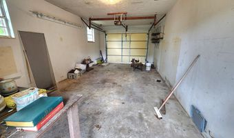 619 W Greenhill Rd, Ashland, KY 41102